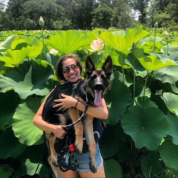 Meet your Posher, Stephanie - Picture 1 of 2